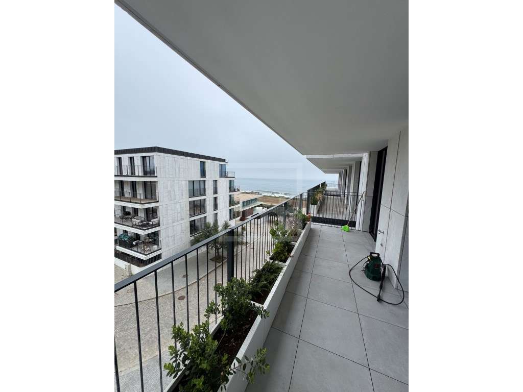 T2 - com Vista Mar em Canidelo - Novo edifício-14