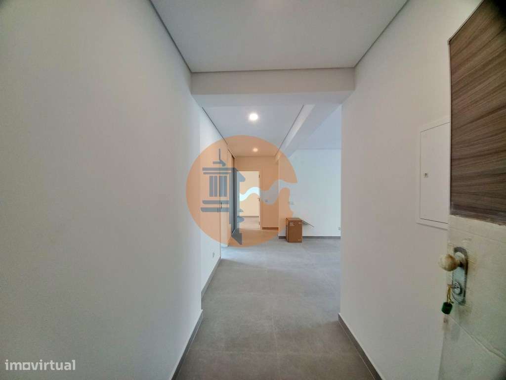 Excelente apartamento T3 com área total de 147m2, garagem e arrumos... - Grande imagem: 5/50