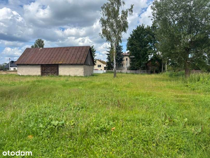 Duża zabudowana działka w mieście Brok-5