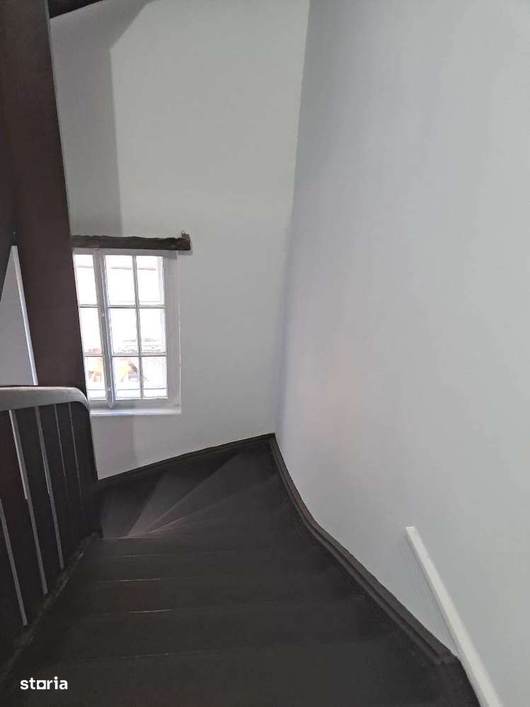 Apartament cu 4 camere la etajul 1 in zona Orasul de Jos-18