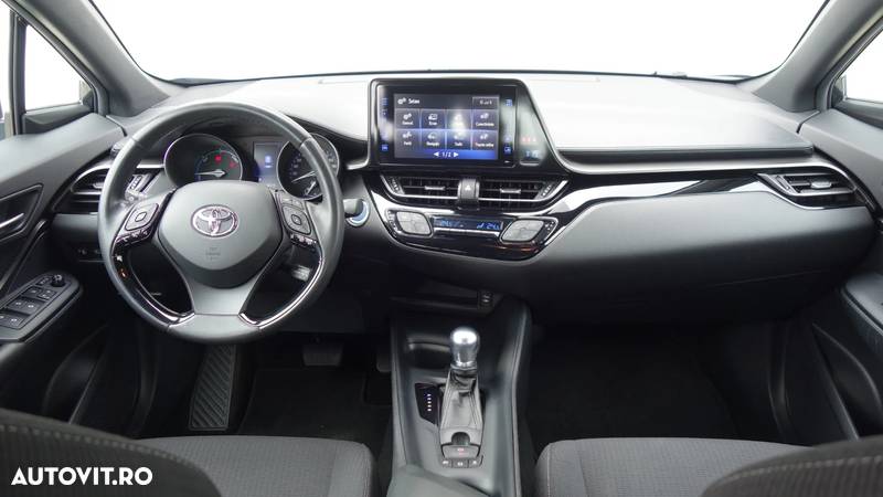 Toyota C-HR Hybrid Flow - 19