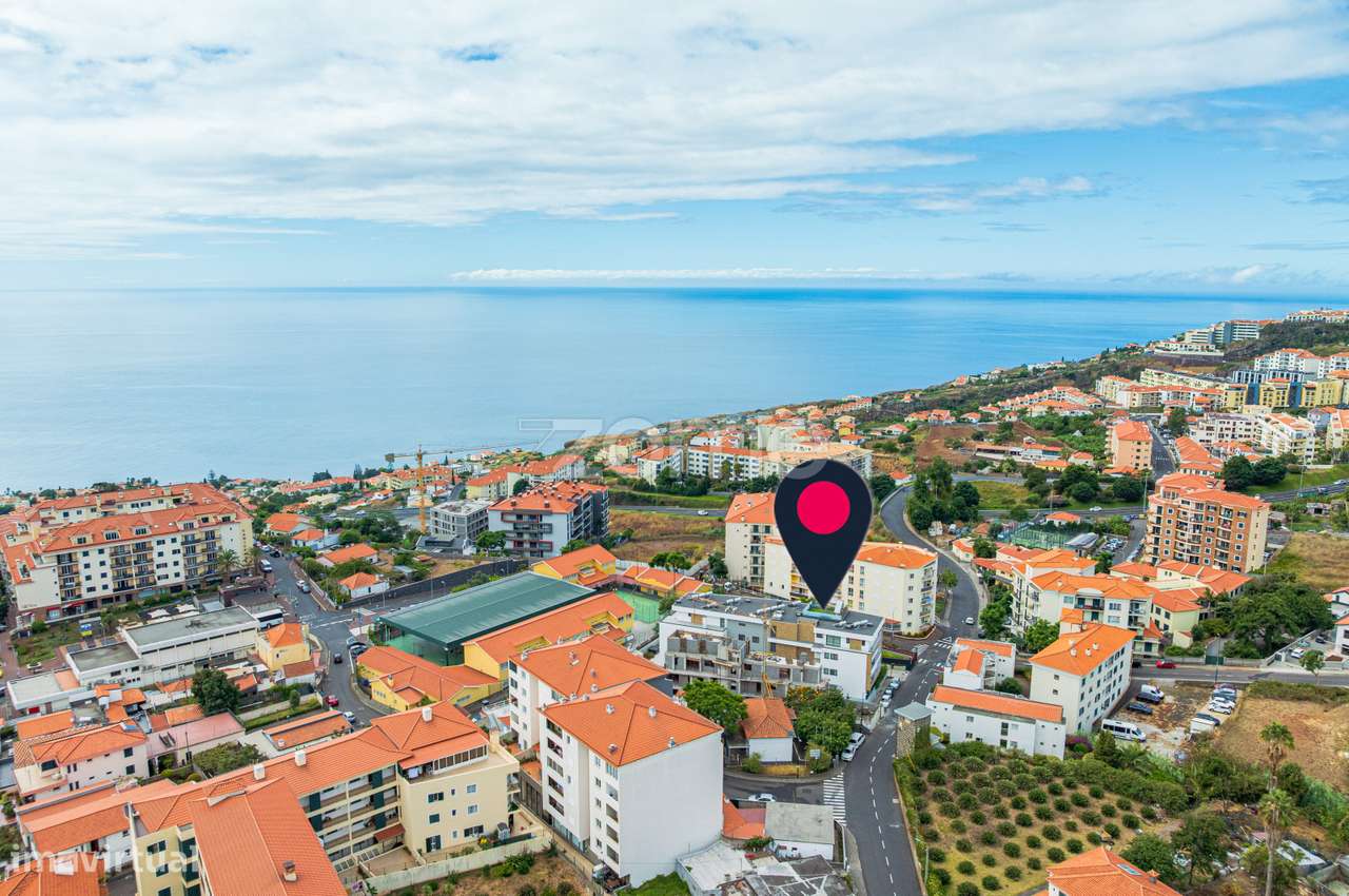 Apartamento T3 Penthouse com Vista Mar e Cidade no Caniço-51