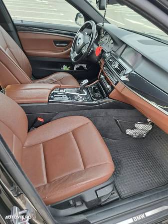 BMW Seria 5 525d Sport-Aut. - 5