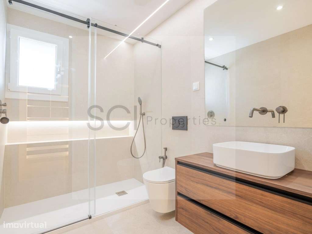 Moradia T4 Isolada Aroeira Piscina e Garagem Lote de 380 m2 - Grande imagem: 4/21