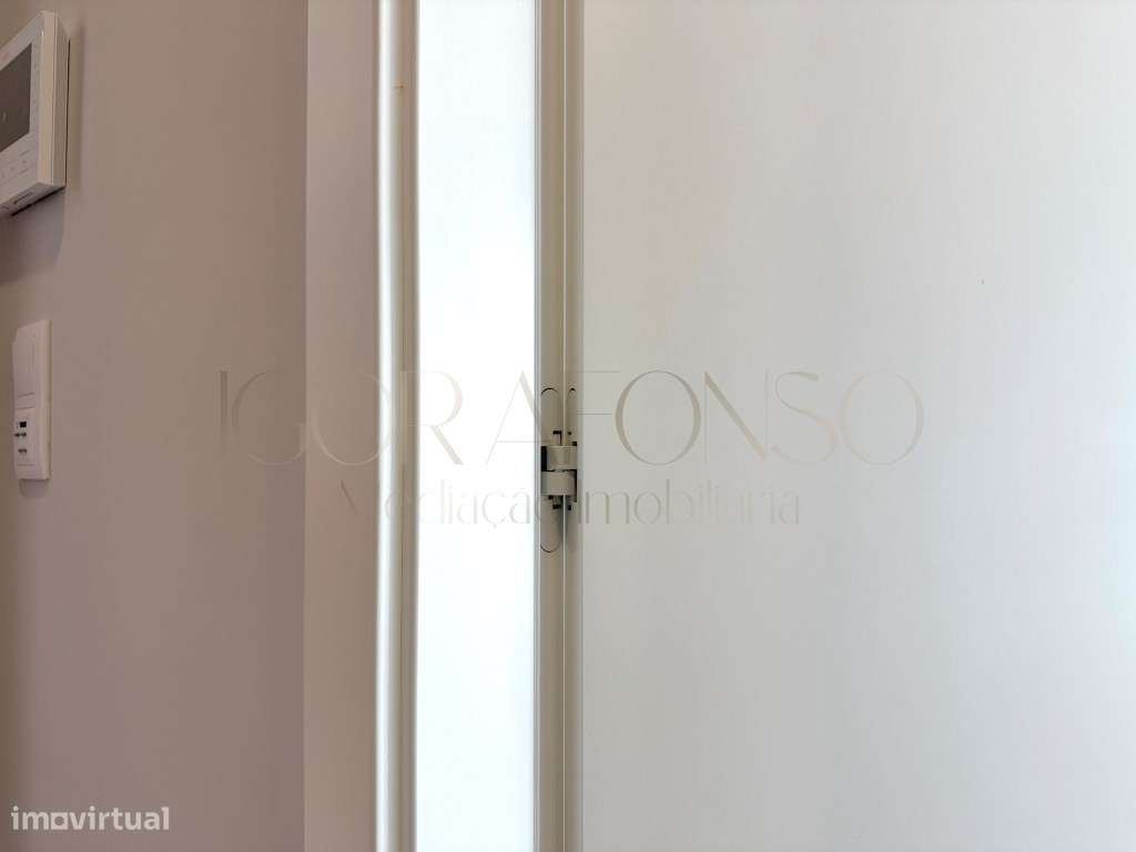 Excelente Apartamento T2 localizado na Zona Central de Azeitão-24