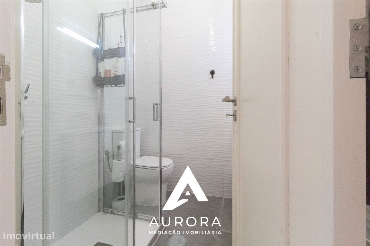 Apartamento T3 no centro de Fiães, Santa Maria da Feira, Renovado-31