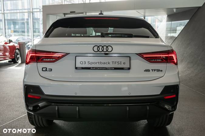 Audi Q3 Sportback - 5