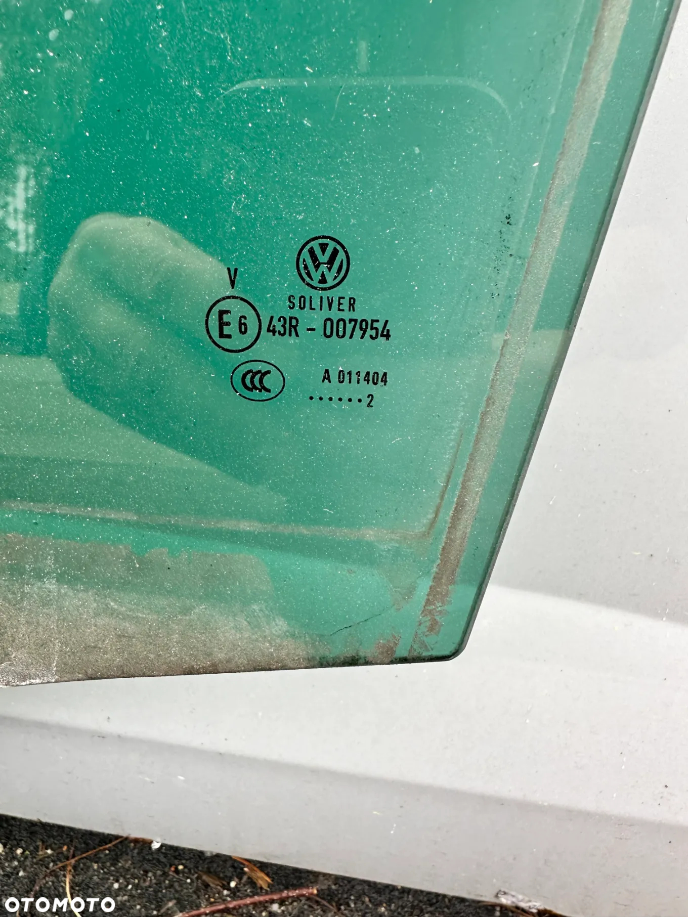 Szyba Lewa Tylna w Drzwi VW Passat B7 Sedan 2012 - 2