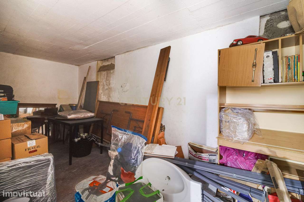 Apartamento T3 | Centro de Alverca do Ribatejo-36