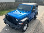 Jeep Wrangler - 10