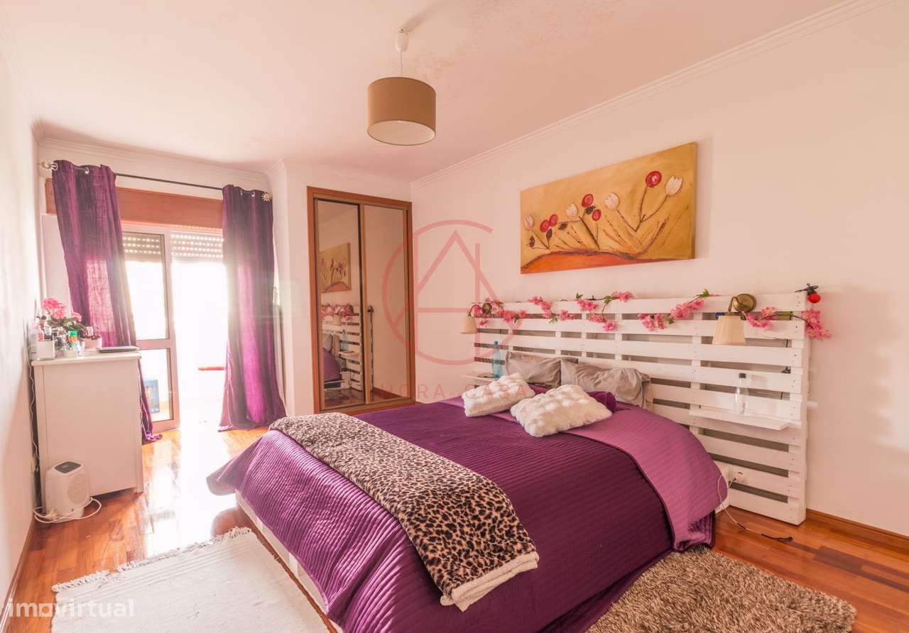 T2 Povoa de Santa Iria com varanda-29