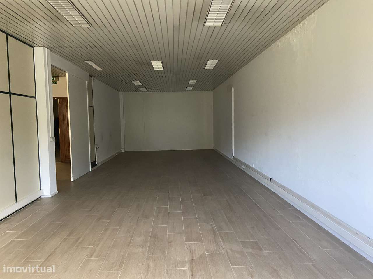 Escritório em Ramalde 250 m2 Porto - Grande imagem: 5/7