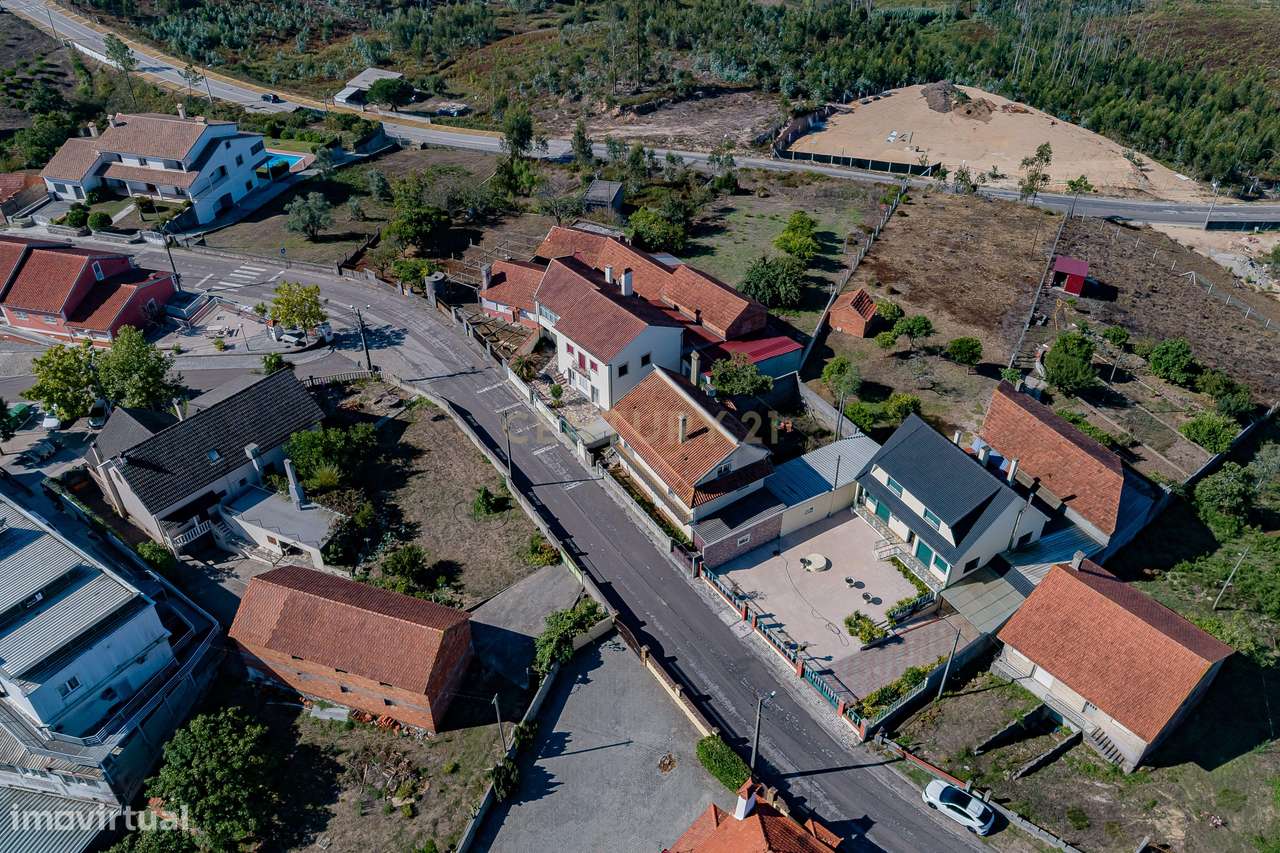 Moradia T5 em Memória – Colmeias-48