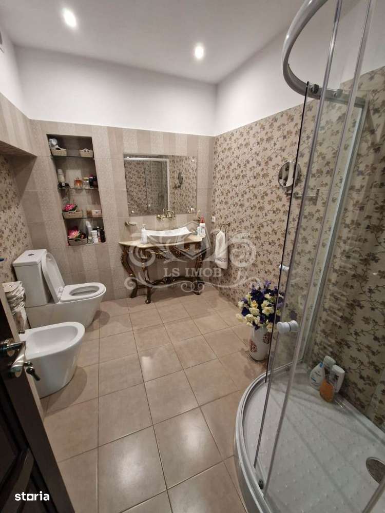 Vand casa superba in Brasovul Vechi panorama deosebita-14