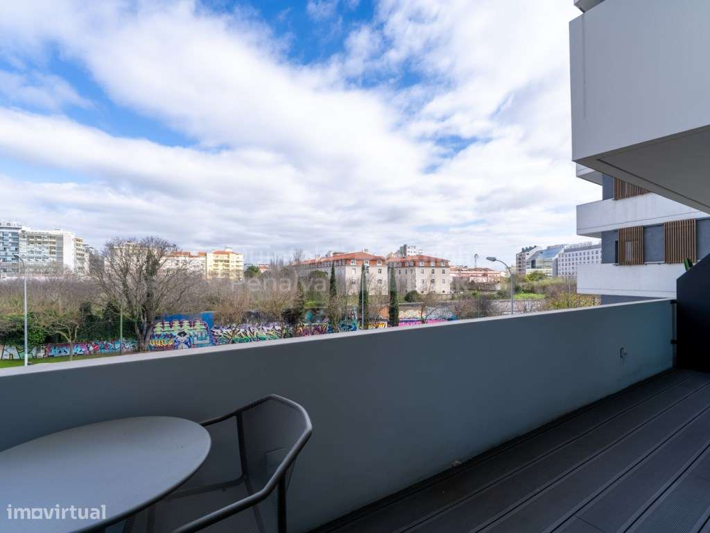 Apartamento T1 para arrendar com móveis e garagem nas Amoreiras - Grande imagem: 3/27