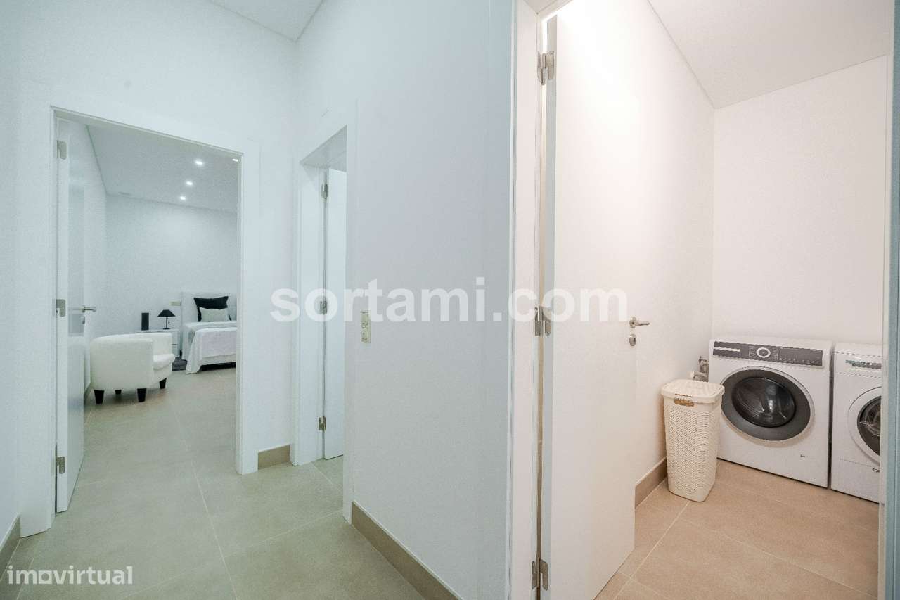 Moradia em Banda T2+1 Venda em Quarteira,Loulé-17