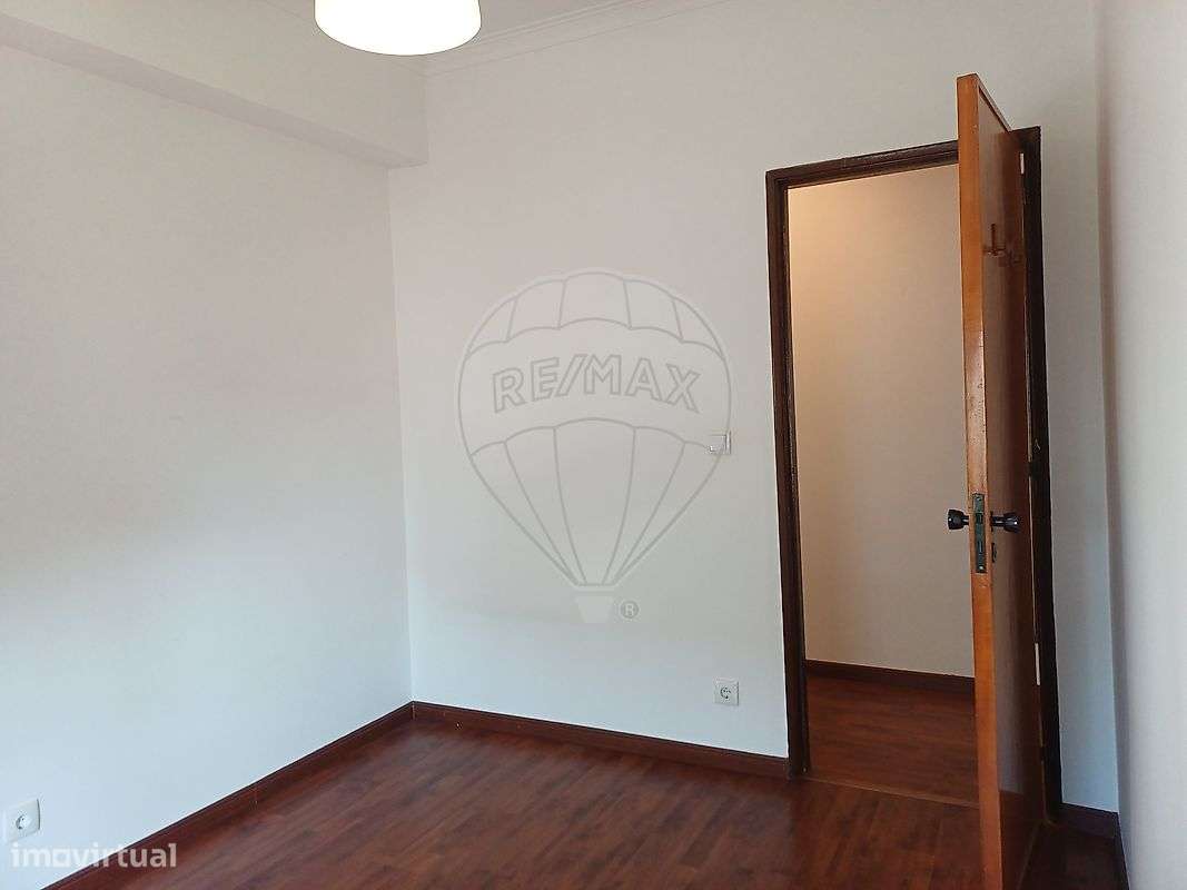 Apartamento T2 para arrendamento - Grande imagem: 5/14
