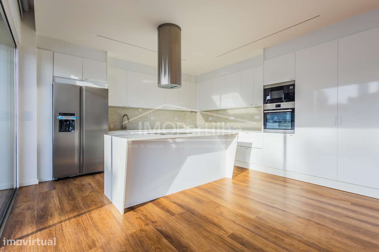 Moradia independente à venda na Rua Escola - Albarraque - Grande imagem: 5/53