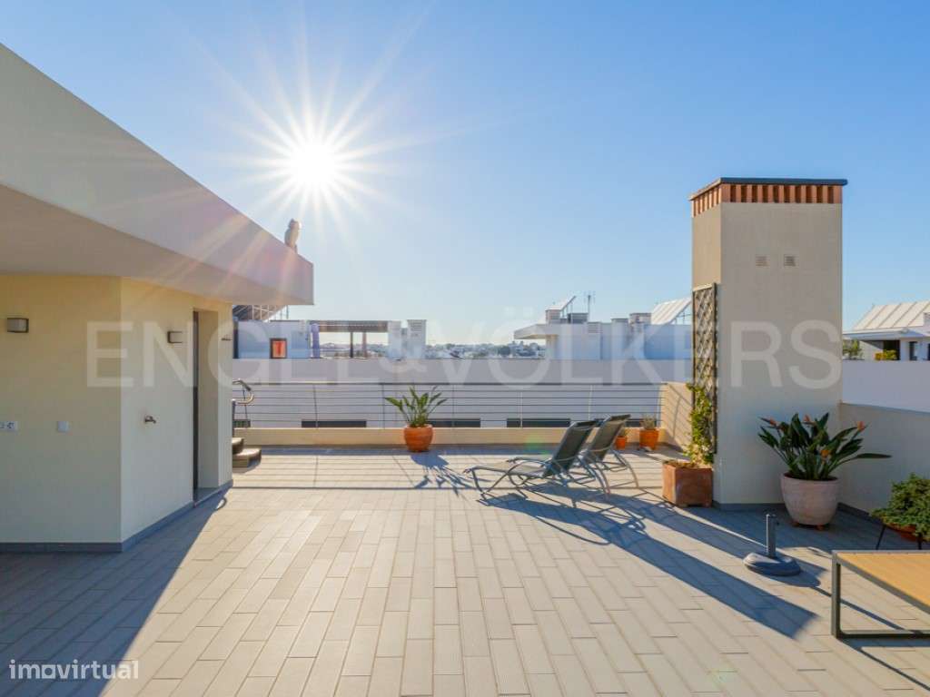 Penthouse Exclusiva T3 com Jacuzzi e Vista Mar - Tavira-31