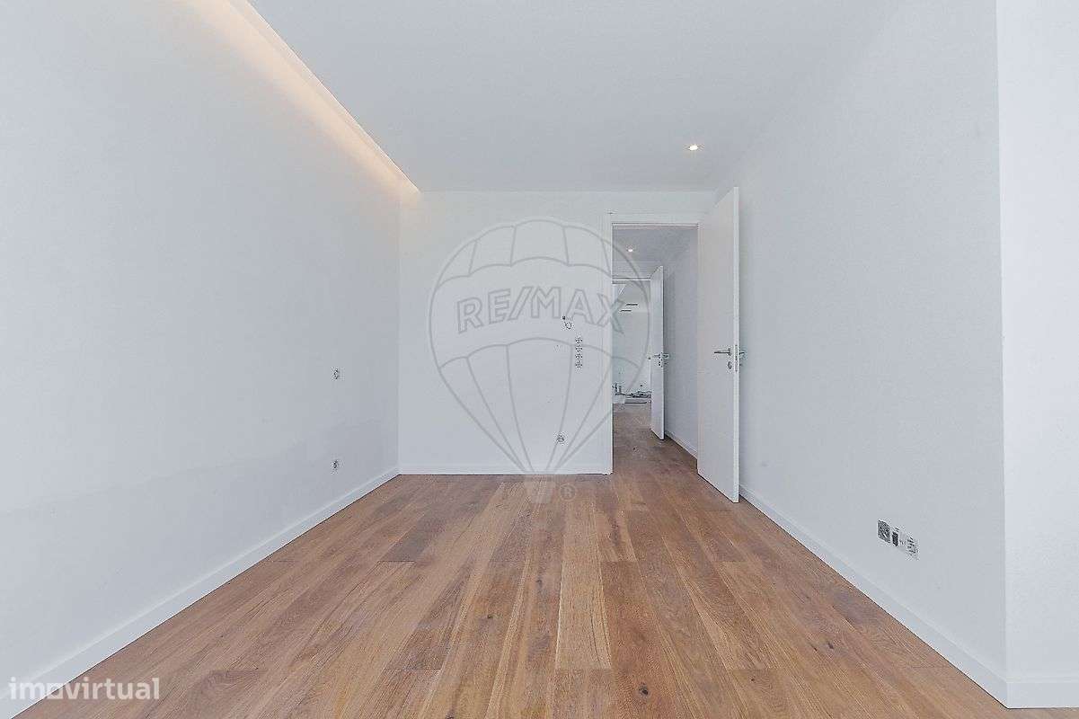 Moradia T5 para venda-17