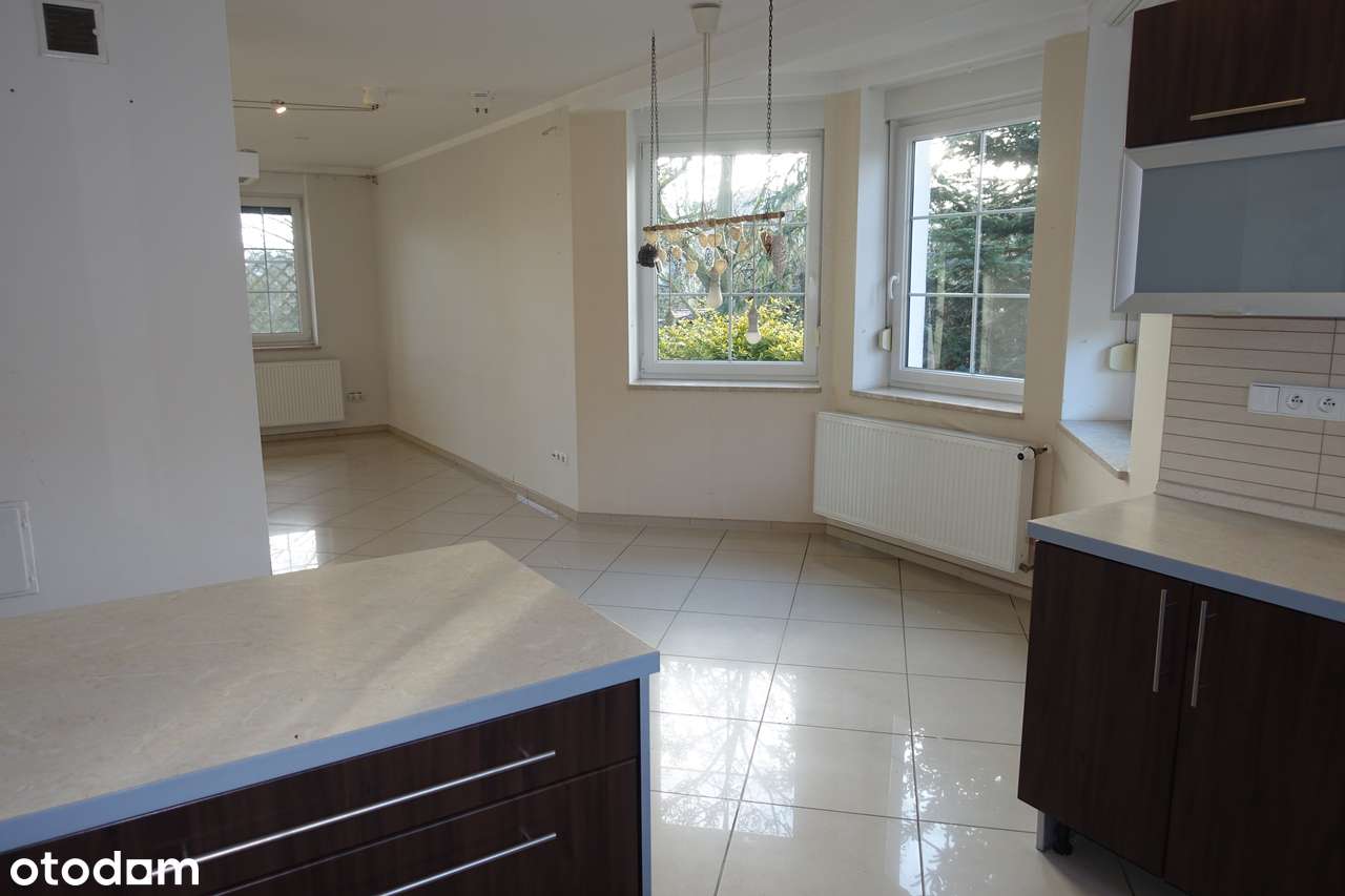 Przestronny Dom Jednorodzinny 200 m² z ogrodem i garażem – Kunowice-7