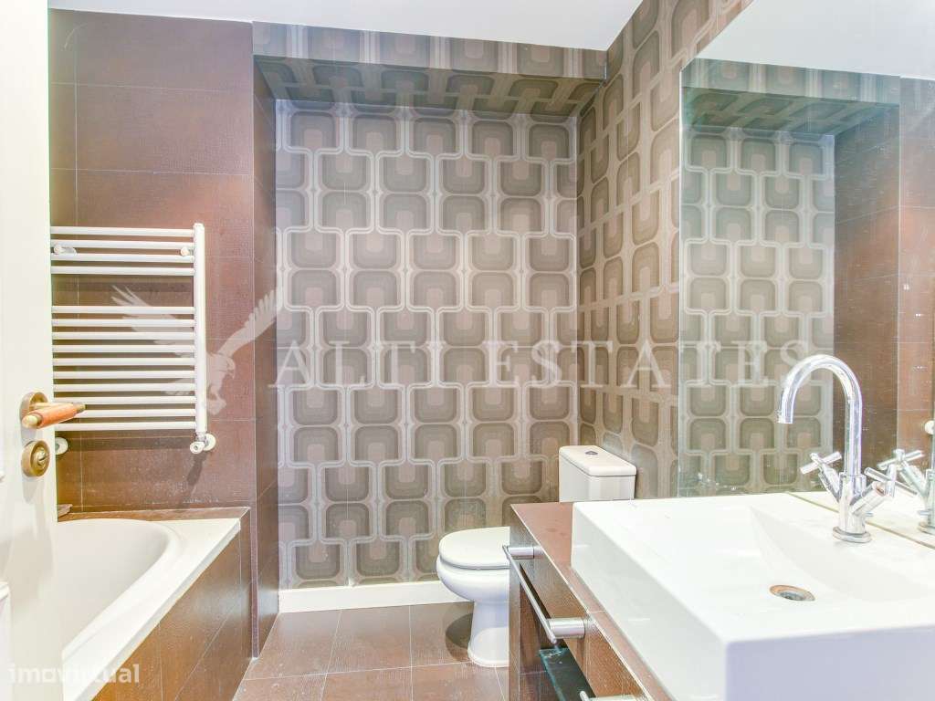 Moradia Única T4 + 1 Quinta da Marinha-23