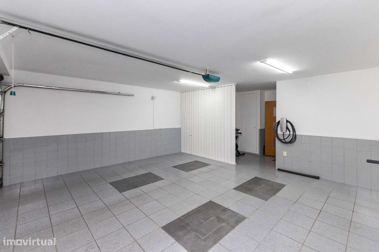 Moradia T3 Ermesinde, Valongo. Suite com terraço e jacuzzi.-11