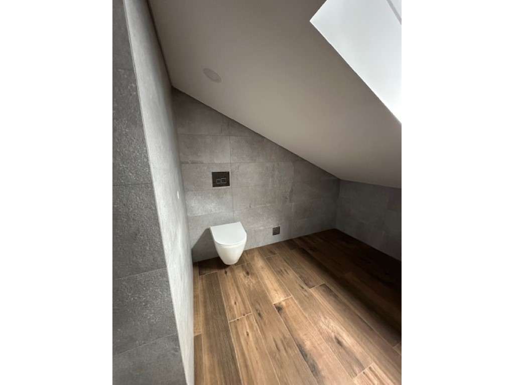 ALCOCHETE - T4 - DUPLEX DE LUXO - C/ TERRAÇO E GARAGEM/2 LUG.-15