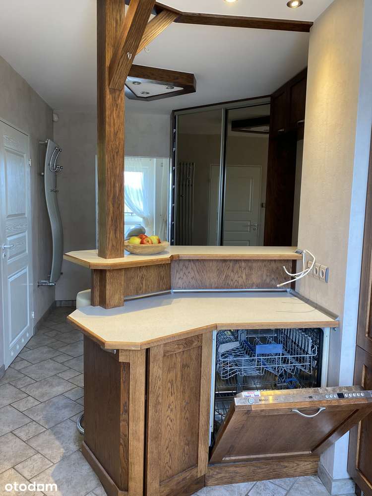 Komfortowe, przestronne mieszkanie z pięknym widokiem na zachód słońca - Pełny obrazek: 5/20