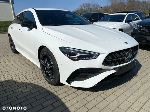 Mercedes-Benz CLA - 5