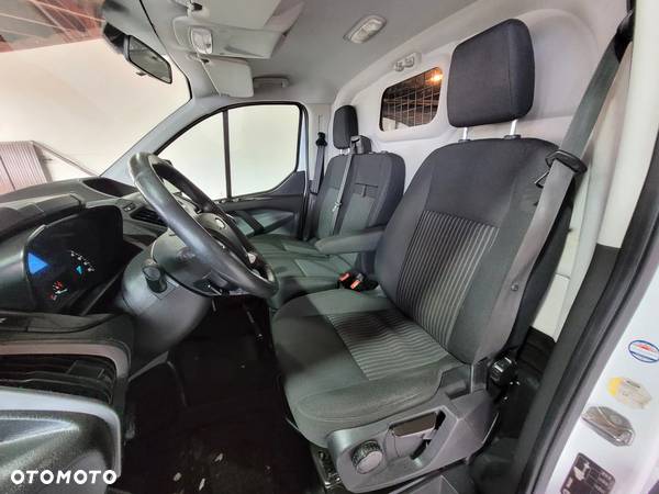 Ford Transit Custom - 14