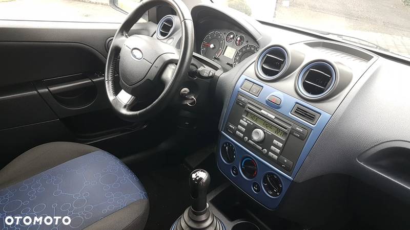 Ford Fiesta 1.3 - 12