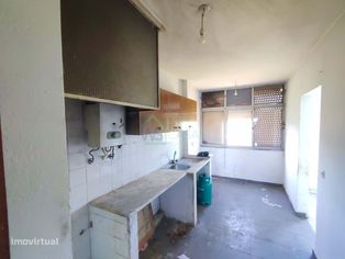 APARTAMENTO T3 USADO PARA VENDA NO VALE DA AMOREIRA