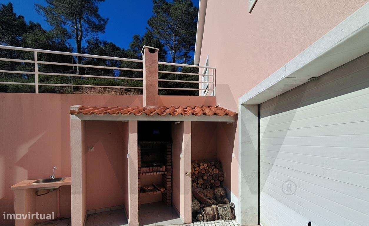 Moradia T4 - oportunidade de estilo de vida + investimento com potenci-53