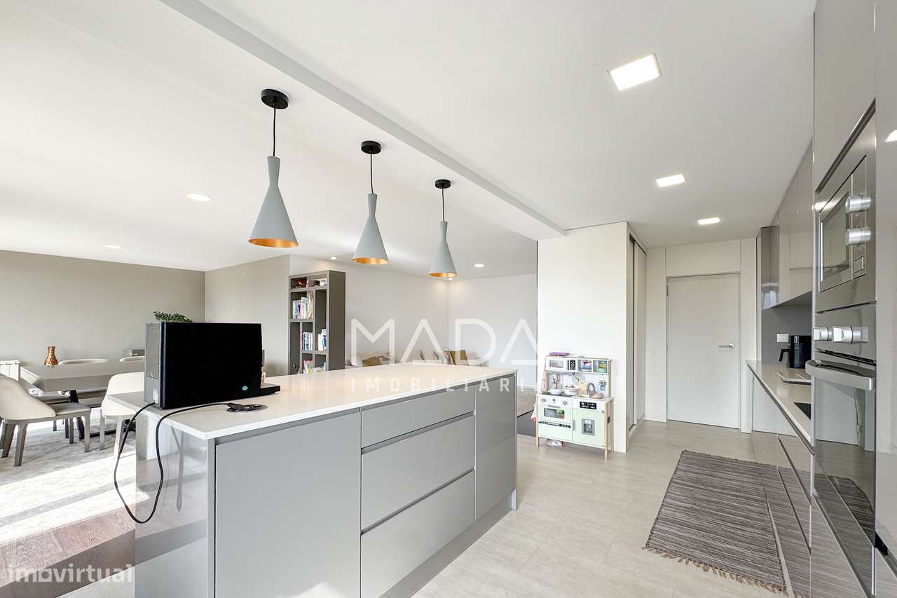 Apart. de luxo T3 (último piso) c/vistas p/Castelo de Guimarães-9