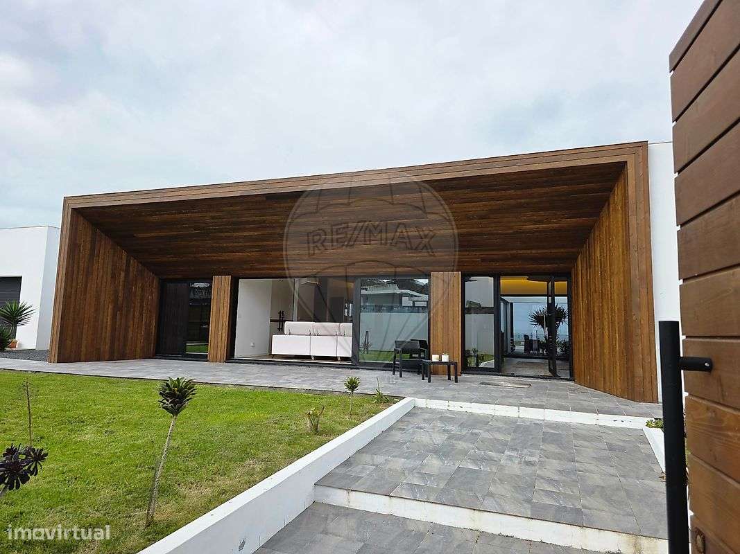 Moradia T3 para venda - Grande imagem: 2/49