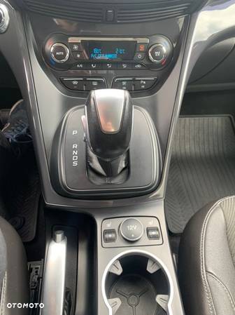 Ford Kuga 2.0 TDCi 4x4 Titanium - 19