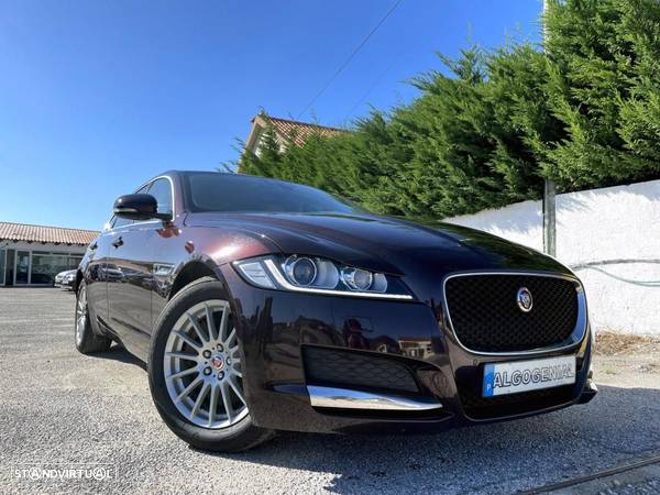 Jaguar XF 2.0 D Prestige - 1