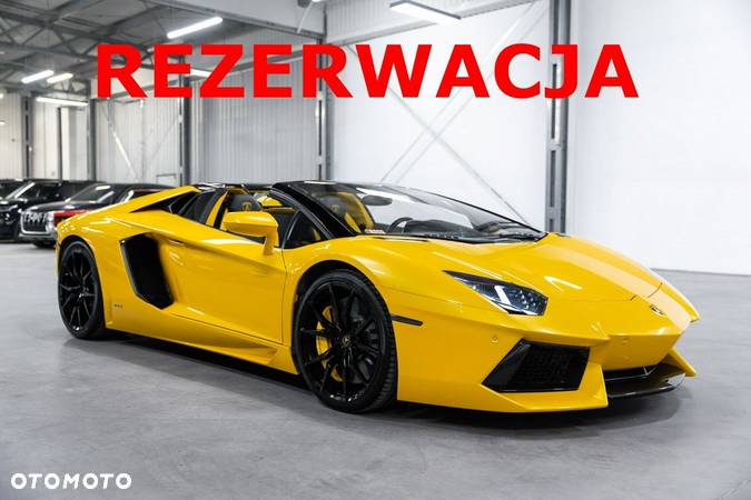 Lamborghini Aventador Roadster LP700-4 - 2