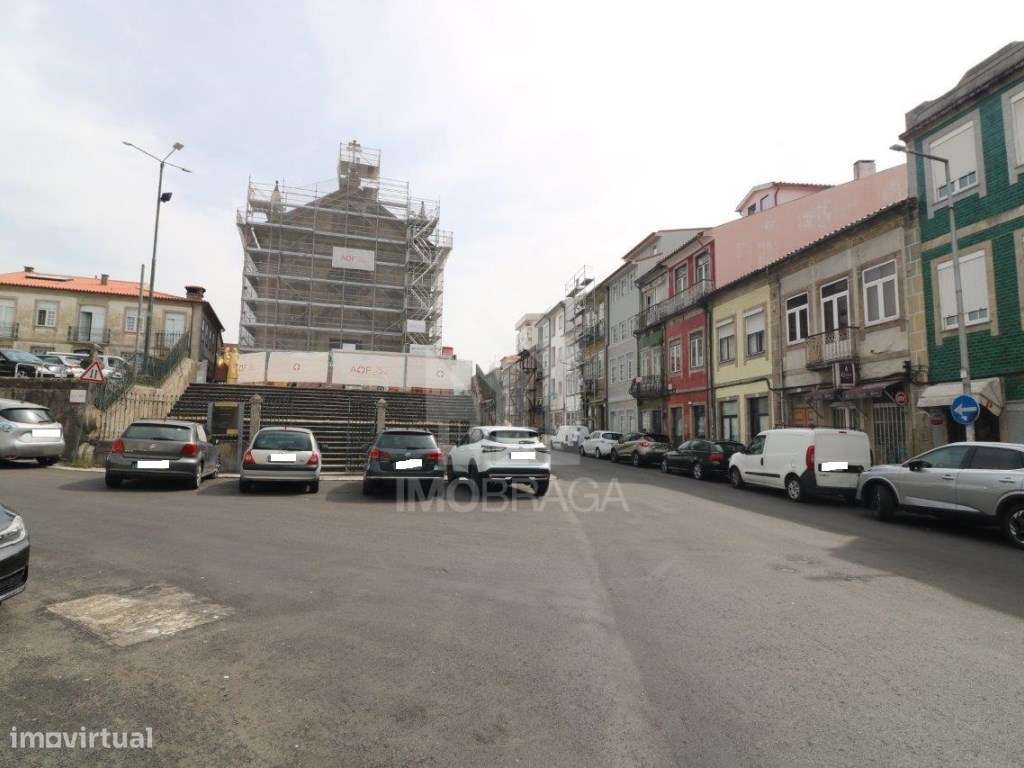 Venda de Apartamento T0 Novo, Mobilado e Equipado - Centro de Braga...-15