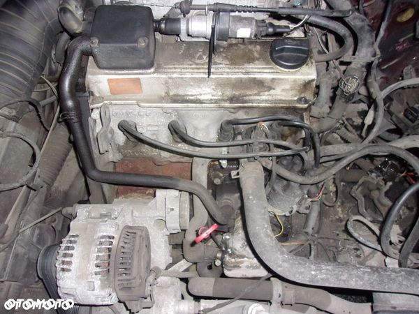 SILNIK VW PASSAT B3 B4 2.0 8V - 1