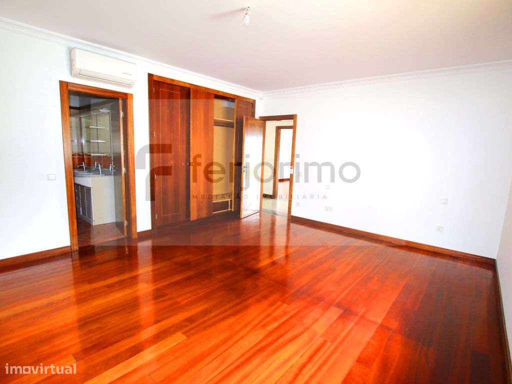 Magnífica Moradia, em zona tranquila-23