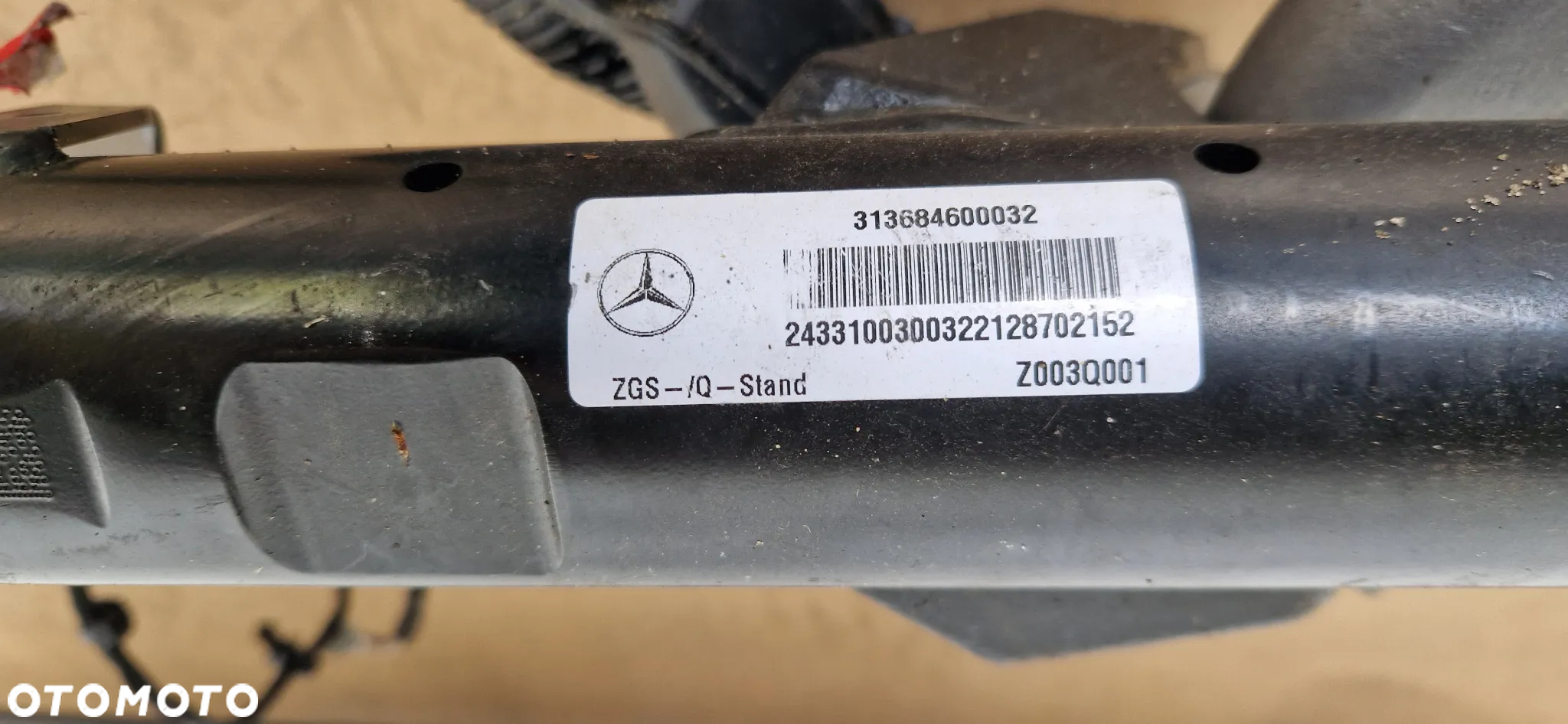 Hak holowniczy elektryczy Mercedes EQA 243 a243 w243 - 4