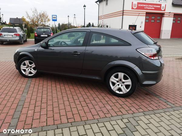 Opel Astra GTC 1.4 Selection - 13