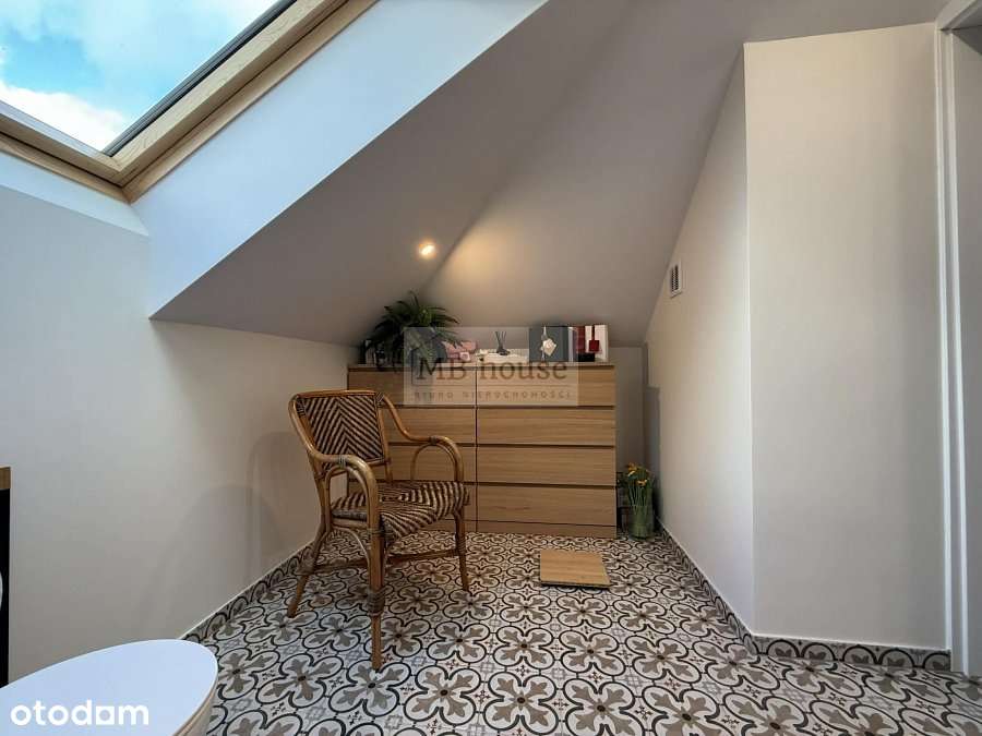 Mieszkanie z miejscem postojowym.-14