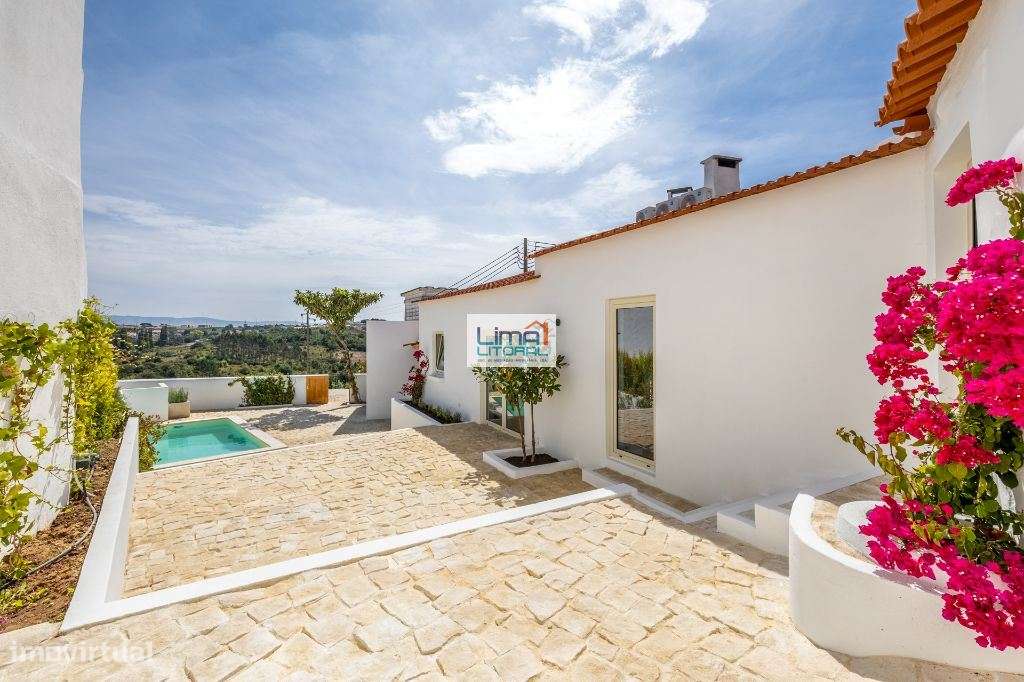 Moradia T3 renovada - próximo da praia da Nazaré-22