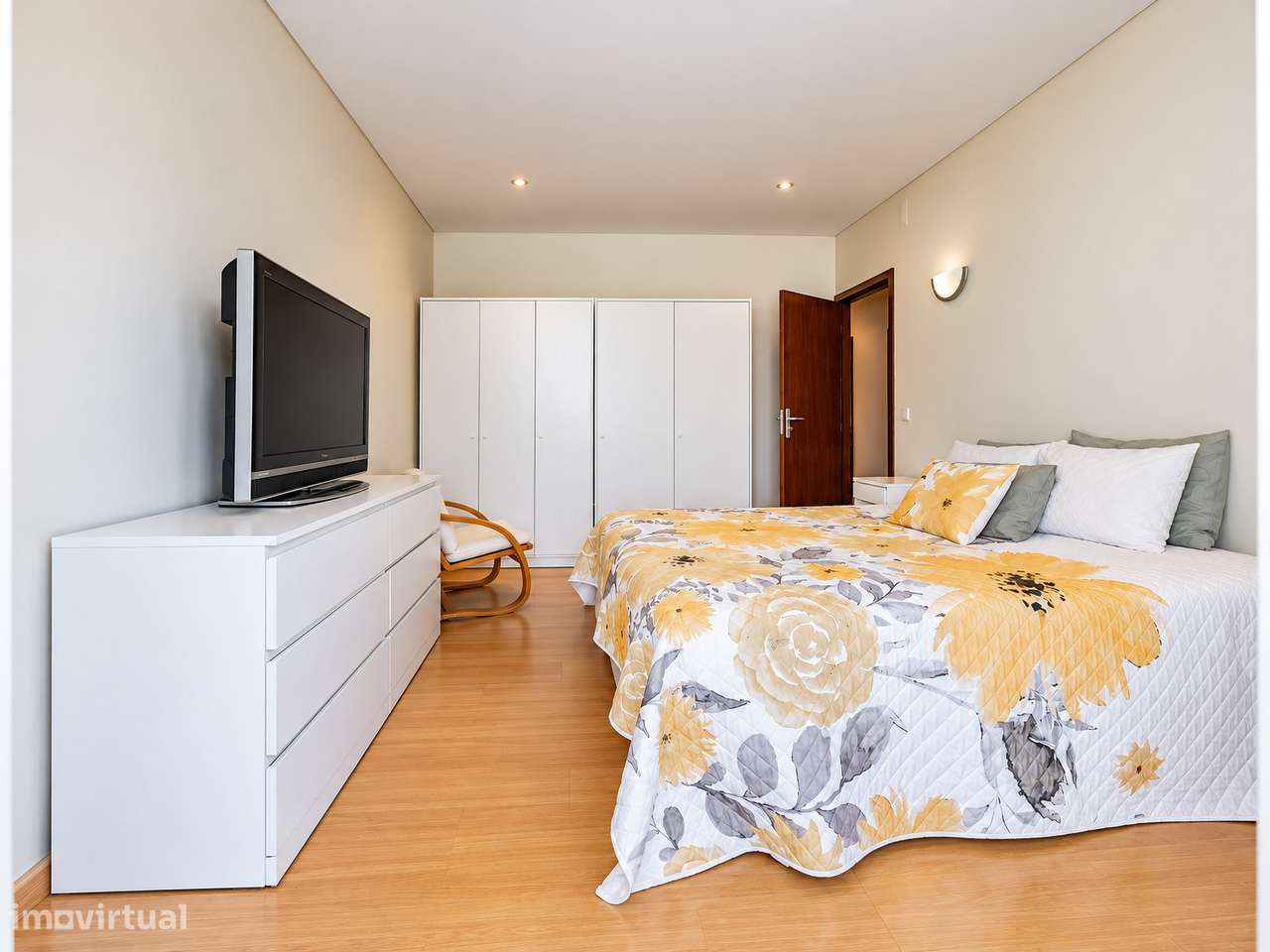 Apartamento T2 + 1 para venda na Rua Santo Adrião, Braga-19
