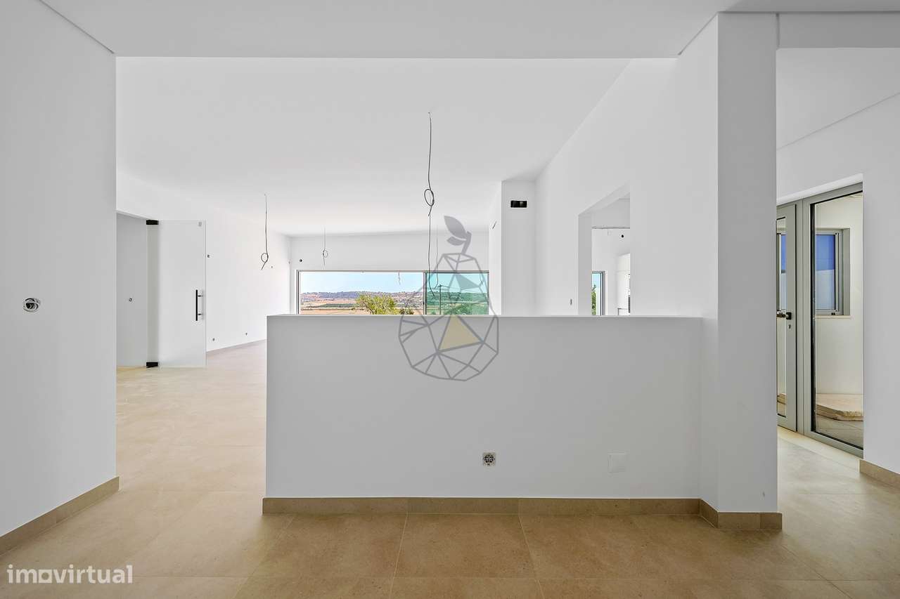 Moradia  de Arquitetura Contemporânea -Pronta a  Habitar  - Montes de - Grande imagem: 4/53