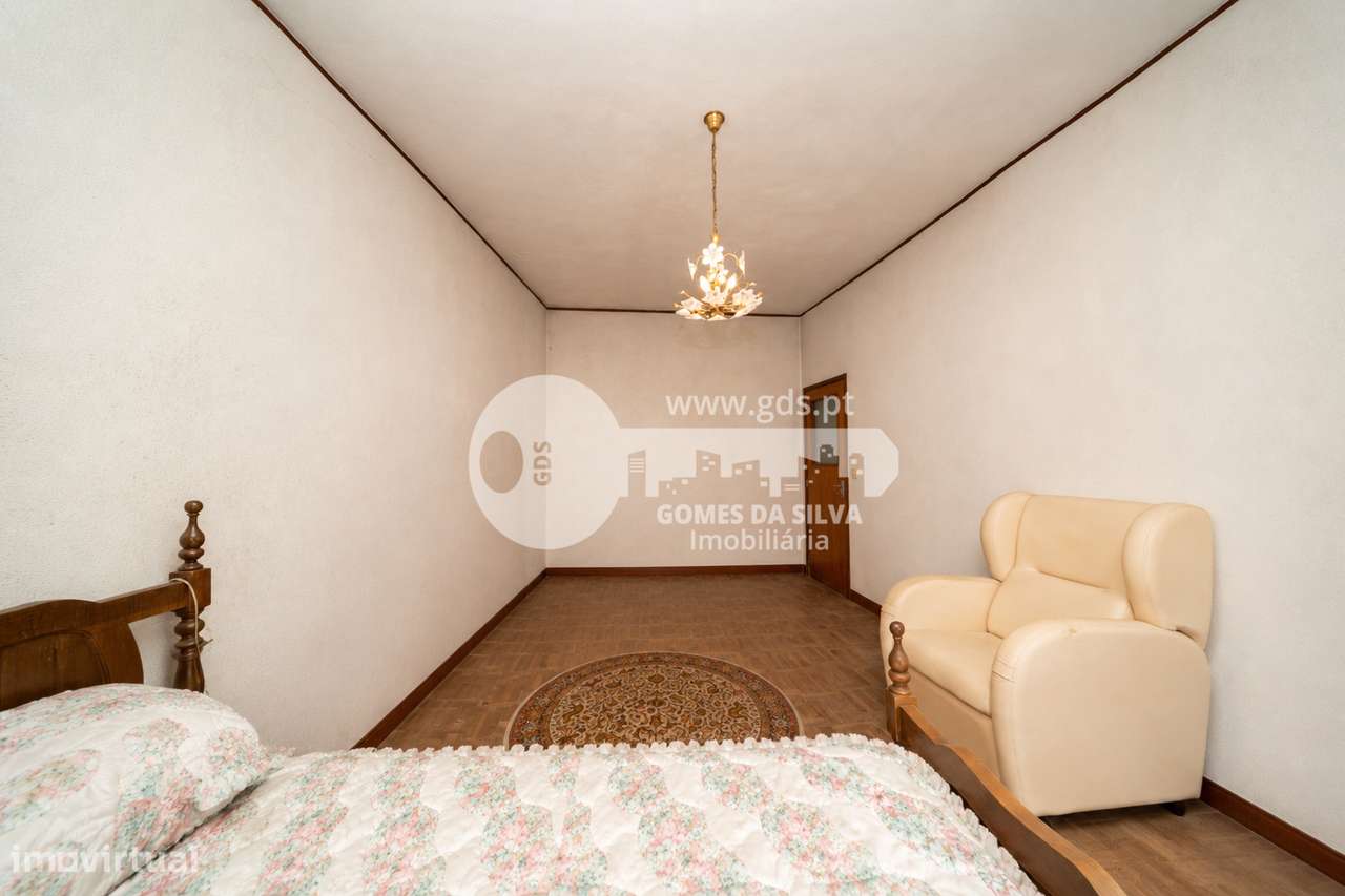 Moradia T3 na Loureira, Vila Verde-8