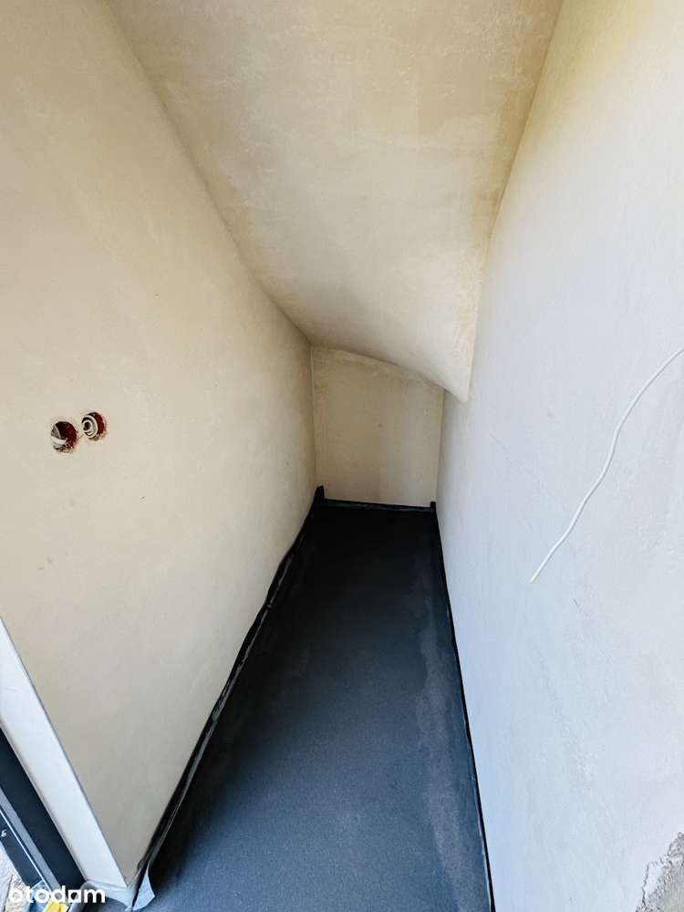 Nowy dom - 4 sypialnie, garaż w śródmieściu-11